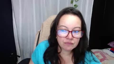 Snapshot of mature_wolf chatting on December 31, 12:46 pm Sonia online show from December 31, 12:46 pm