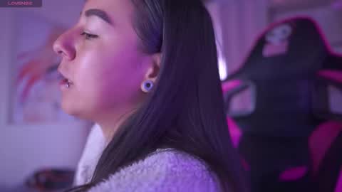 Mavi online show from February 24, 7:12 pm