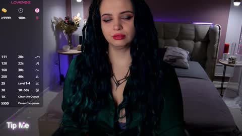 Maya Mils online show from October 11, 2:27 am