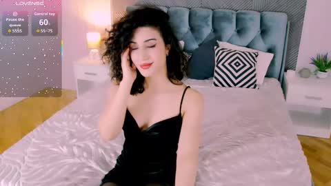 Maya online show from February 27, 3:23 pm