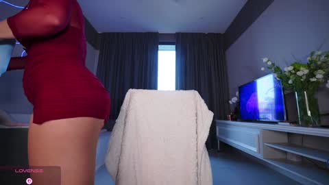 Maya online show from October 14, 2:03 am