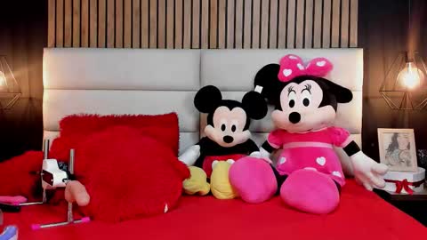 Nicolle Ruselle   Hello my lovely  schedule for great fun from  630 am and end 800 pm Colombian time I wait for you online show from September 30, 8:57 pm