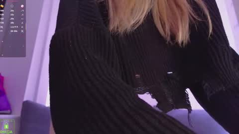 Maya online show from November 25, 10:39 am