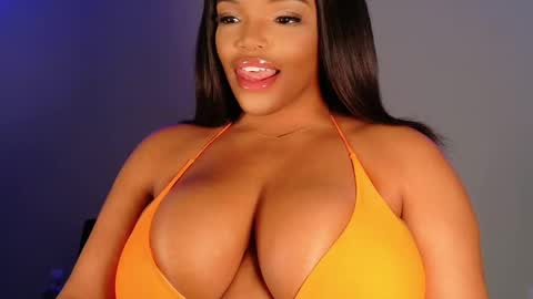 MayBabi online show from March 2, 10:34 pm