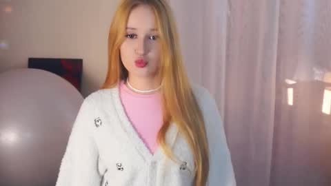 Milina online show from December 22, 3:59 pm