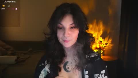 Snapshot of maymary_ chatting on October 23, 6:30 am Mary . online show from October 23, 6:30 am