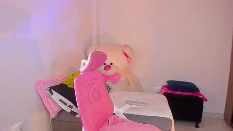 may online show from November 18, 10:33 pm