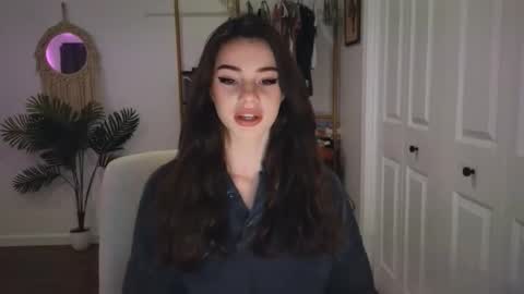 meadow_lea online show from October 24, 11:23 pm