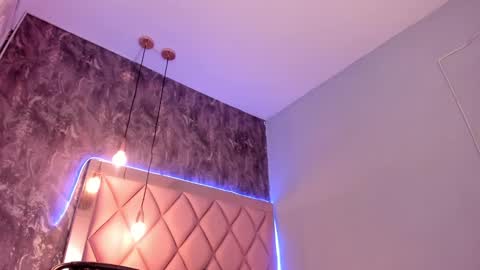 M E G A N online show from January 9, 7:08 pm