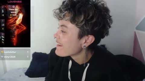 Megan and sophi online show from October 27, 3:24 am