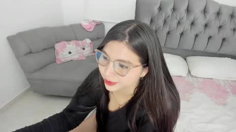 Megan   online show from December 18, 2:49 am