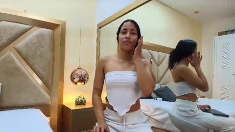 Megan Siner online show from November 19, 12:16 pm