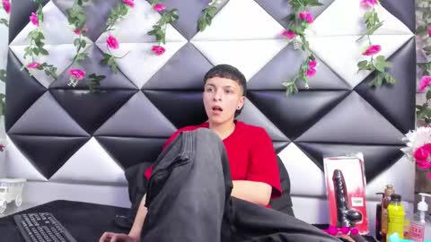 Snapshot of megan_thompsonn_ chatting on September 26, 3:04 am megan_thompsonn_ online show from September 26, 3:04 am