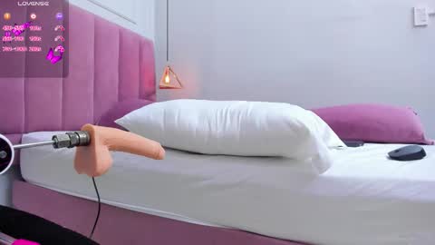 Megan  online show from February 13, 8:10 pm