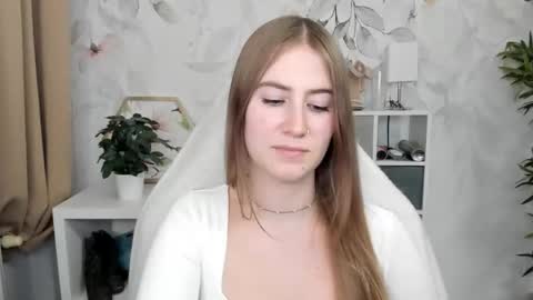 Megan online show from October 28, 5:52 pm