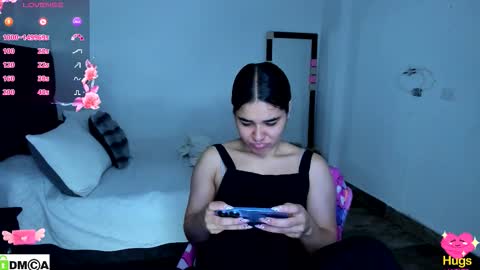Snapshot of meganxue18 chatting on October 28, 1:00 am Megan Xue online show from October 28, 1:00 am