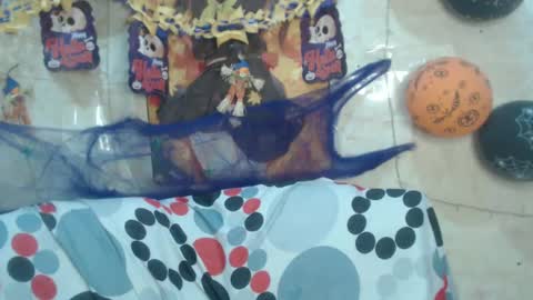 Snapshot of megara_love chatting on October 3, 10:26 pm megara_love online show from October 3, 10:26 pm