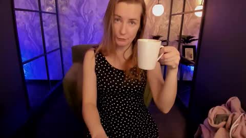 Meggy online show from December 2, 1:46 pm
