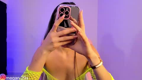 MEGHAN  online show from October 27, 1:01 am