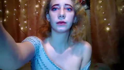 Mel Mellie online show from December 8, 1:58 pm