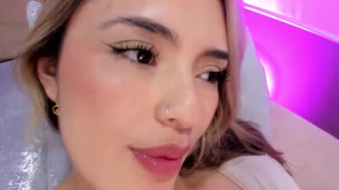 MELANI - online show from November 18, 3:46 pm