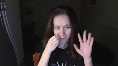 Mila online show from November 18, 8:21 pm