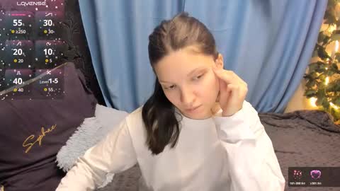 Melanie online show from December 15, 9:25 am