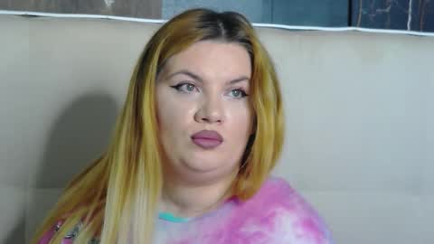 melanniebrown online show from November 29, 9:24 am