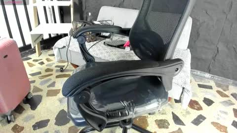 Melissa online show from October 27, 2:12 pm