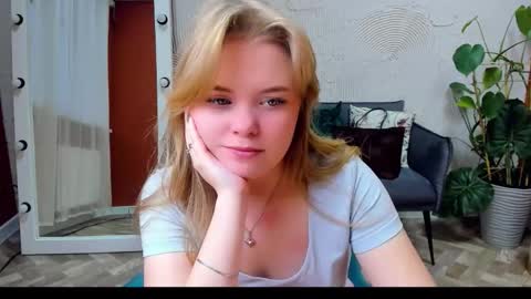 Sophia online show from October 23, 12:33 pm