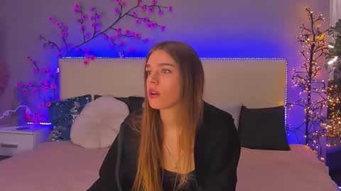 Snapshot of melissacrayzy chatting on October 24, 5:03 am MelissaCrayzy online show from October 24, 5:03 am