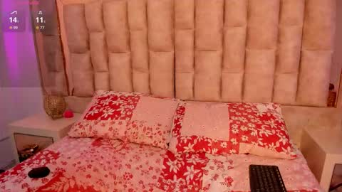 melissalove3 online show from September 21, 6:34 am