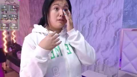 Mellani  online show from December 22, 3:20 am