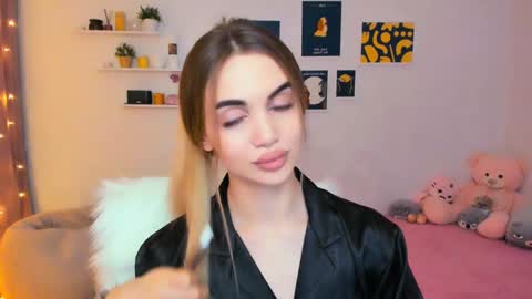 Tessa online show from January 9, 8:44 pm