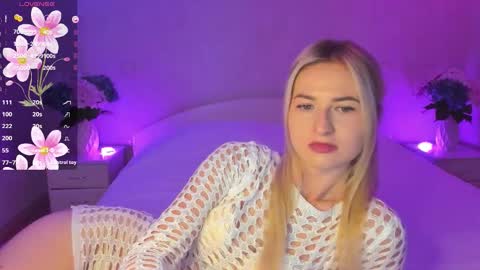 Mellina online show from September 21, 9:24 pm