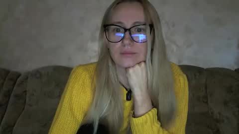 Melly online show from December 22, 7:44 am