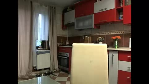 Melly online show from February 7, 12:53 pm