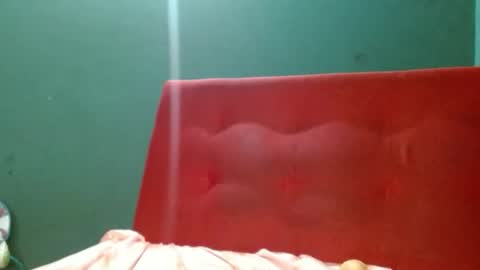 mely online show from November 20, 7:09 am