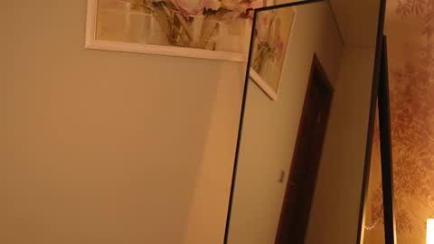 Hello Im Eva  online show from November 12, 5:33 pm