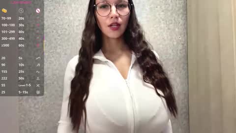 Mona online show from February 13, 11:45 am