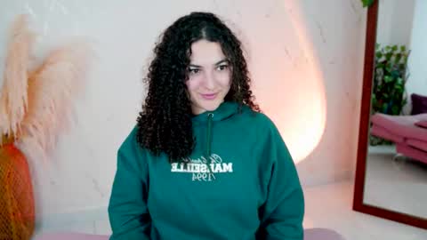 Merida Bell online show from February 18, 1:16 am