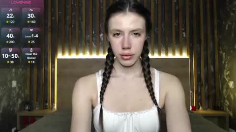 Snapshot of merry_sweets chatting on January 15, 10:02 pm Emilia online show from January 15, 10:02 pm