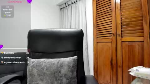 Mery Summer online show from December 21, 8:35 pm