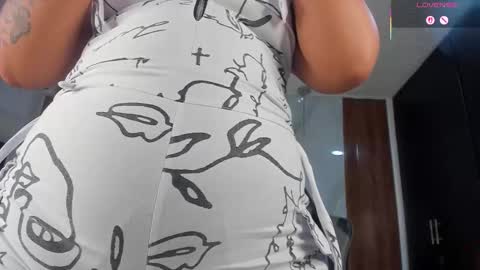 Violett online show from November 8, 8:36 pm