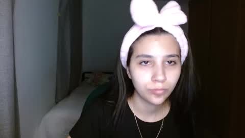 Mia online show from November 13, 4:33 am