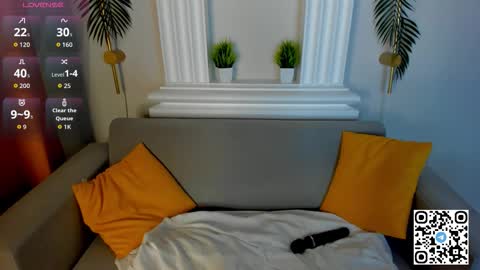 mia_e1fie online show from February 10, 1:30 am