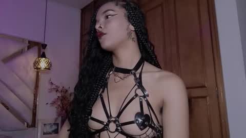 Mia online show from March 1, 4:23 am