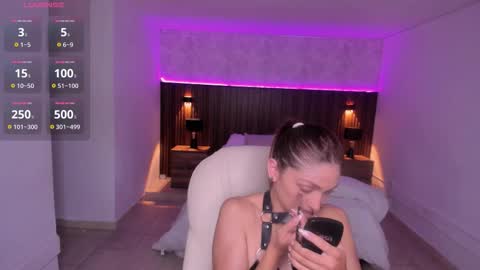 Snapshot of mia_lanee_ chatting on October 21, 11:14 am Mia Lane online show from October 21, 11:14 am