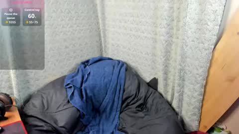 mia_lores online show from October 24, 9:49 am