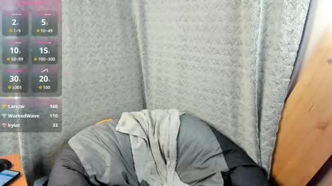 mia_lores online show from October 3, 9:47 am